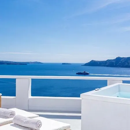 Pure Bliss With Outdoor Plunge Pool With Sea Caldera View Wpv Oia Santorini Villa